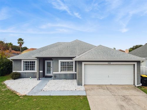 916 Hillcrest Dr, Davenport, FL, 33897-8435 | Card Image