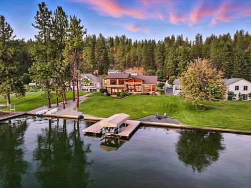 13529 W Shore Rd, Nine Mile Falls, WA, 99026-9379 | Card Image