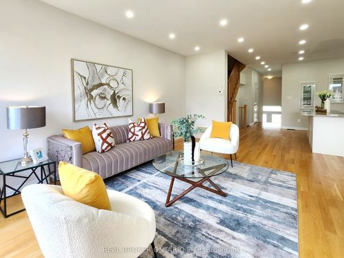 5 Beer Lane, Markham, ON, L6E0V2 | Card Image