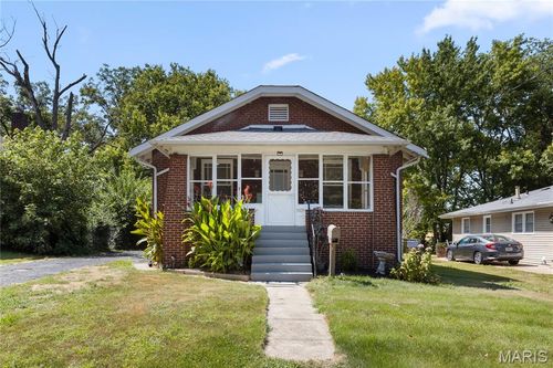 3009 Endicott Ave, Saint Louis, MO, 63114-4532 | Card Image