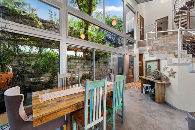 Dining area off of the living area or use it as an office area. | Image 20