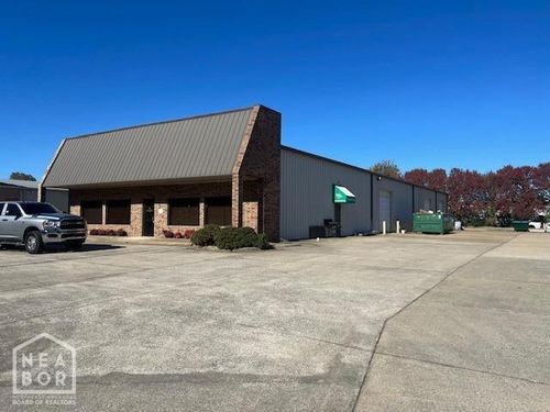 700 Gladiolus Dr, Jonesboro, AR, 72404-8263 | Card Image