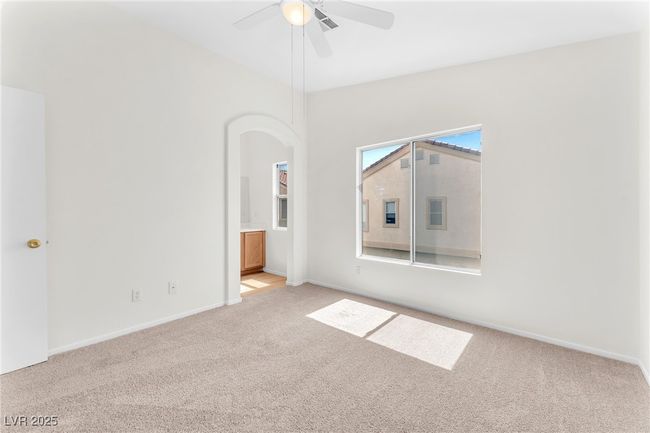 2563 Land Rush Dr, Townhouse with 2 bedrooms, 3 bathrooms and null parking in Henderson NV | Image 18