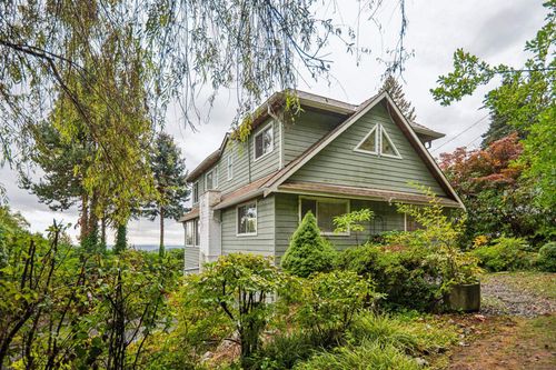 1089 Kilmer Rd, North Vancouver, BC, V7K1P9 | Card Image