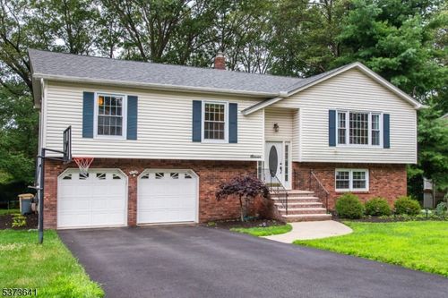 11 Cottonwood Dr, Randolph, NJ, 07869-4707 | Card Image