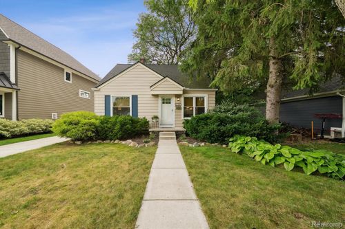 324 N Evergreen St, Plymouth, MI, 48170-1150 | Card Image