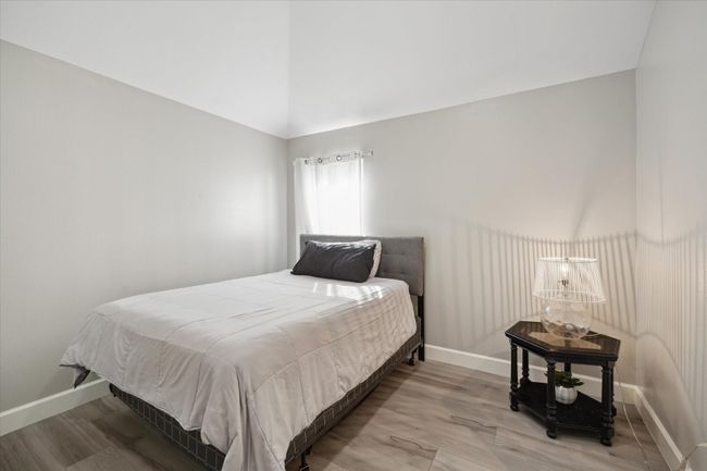 22302 Mosswillow Ln, House other with 3 bedrooms, 2 bathrooms and 2 parking in Tomball TX | Image 6