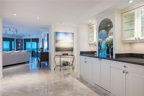 apt-604-8111 Bay Colony Dr, NAPLES, FL, 34108-8593 | Card Image