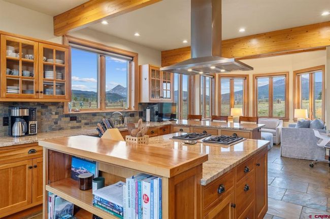 Ample Counters & Storage | Image 10