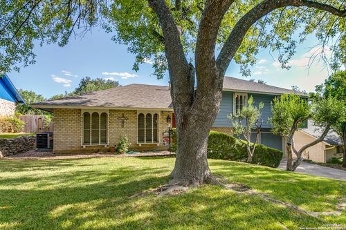 5822 Dan Duryea St, San Antonio, TX, 78240-2313 | Card Image