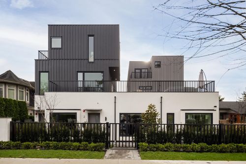 4-950 W 57th Ave, Vancouver, BC, V6P1S3 | Card Image