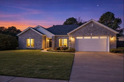 1573 N Cannondale Dr, Fayetteville, AR, 72704-6951 | Card Image