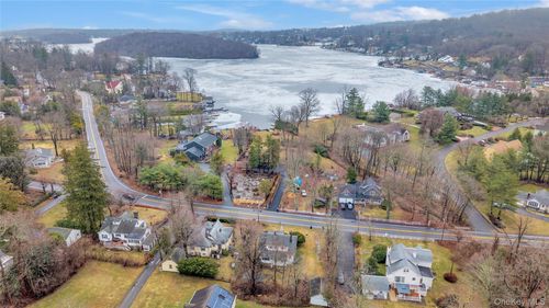 15 W Lake Blvd, Mahopac, NY, 10541-3153 | Card Image