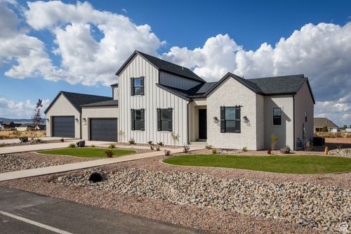 4206 W 1900 S, Cedar City, UT, 84720-4938 | Card Image