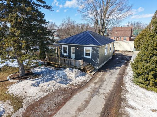 542 Mckellar St, Peterborough, ON, K9J1R2 | Card Image