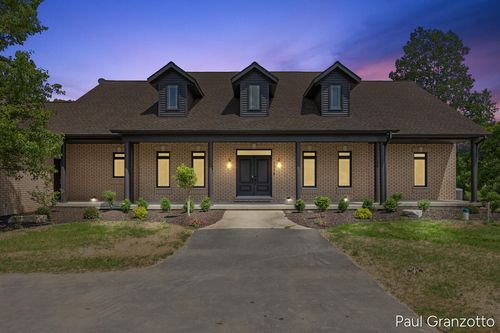 5578 Blackberry Bluff Court Se, Kentwood, MI, YES | Card Image