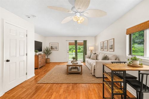 30 Noel Ct, South Kingstown, RI, 02879-7658 | Card Image