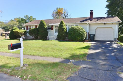 5 Amherst Dr, Milford, CT, 06461-2709 | Card Image