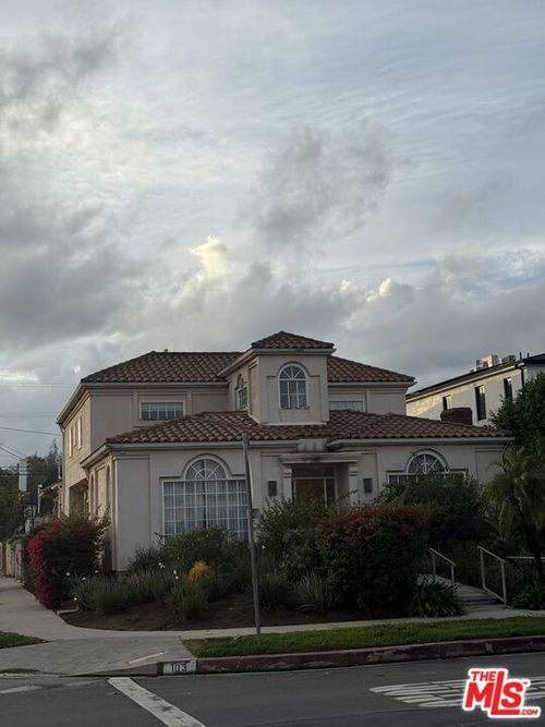 103 N Formosa Ave, Los Angeles, CA, 90036-2817 | Card Image