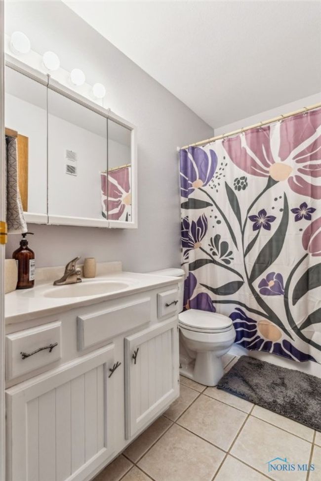 6727 Pelton Dr, House other with 3 bedrooms, 2 bathrooms and 2 parking in Whitehouse OH | Image 28