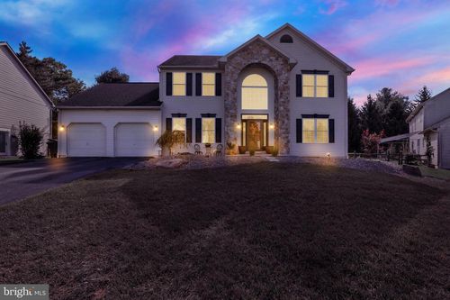 15 Brassie Cir, Shillington, PA, 19607-3362 | Card Image