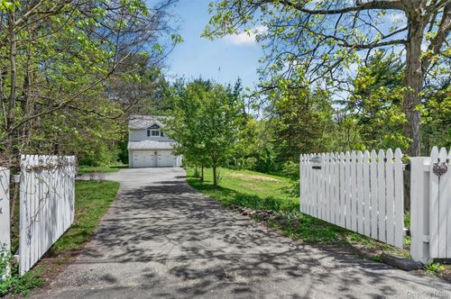 34 Barkit Kennel Rd, Pleasant Valley, NY, 12569-7210 | Card Image