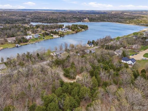 109 Lakeshore Dr, De Soto, MO, 63020 | Card Image