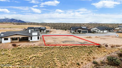 5623 Meridian Ct, Prescott, AZ, 86305-4113 | Card Image