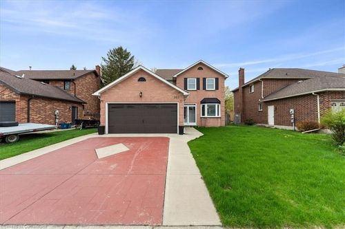 143 Bayne Cres, Cambridge, ON, N1T1K5 | Card Image