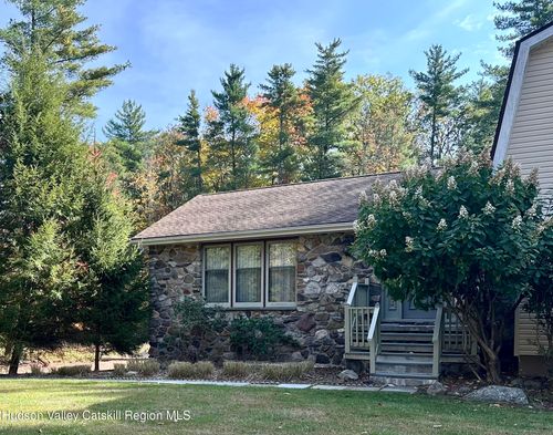 94 Tanglewood Rd, West Hurley, NY, 12491-5909 | Card Image