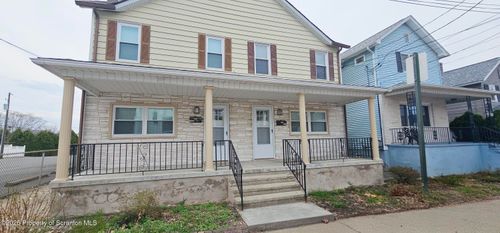 304 Vine St, Old Forge, PA, 18518-1771 | Card Image