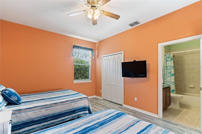 7351 Spring Mountain Ln, House other with 5 bedrooms, 4 bathrooms and null parking in YALAHA FL | Image 33