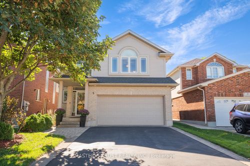 5 Howden Cres, Guelph, ON, N1L1T2 | Card Image