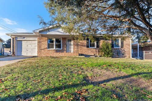 922 Rancho Dr, Fayetteville, NC, 28303-2534 | Card Image