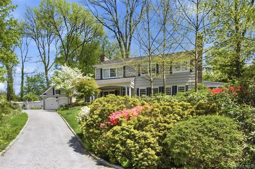 21 Timberbrook Rd, Northport, NY, 11768-1412 | Card Image