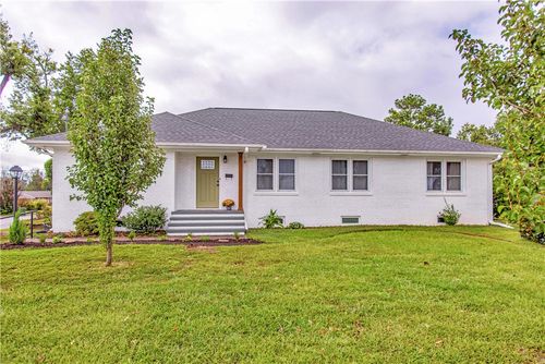 1120 W Cypress St, Rogers, AR, 72756-4258 | Card Image