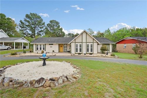 8301 Twin Lakes Dr, Mobile, AL, 36695-3681 | Card Image