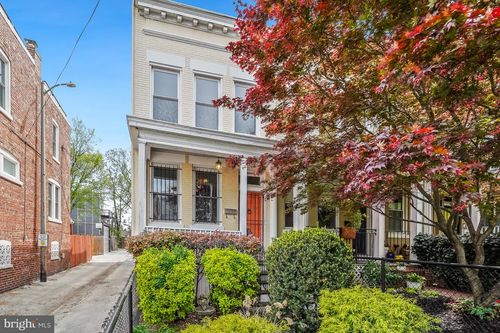 323 W Street Ne, WASHINGTON, DC, 20002 | Card Image