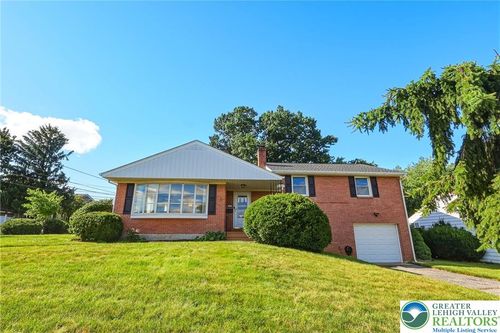 2151 W Fairview St, ALLENTOWN, PA, 18104-6443 | Card Image