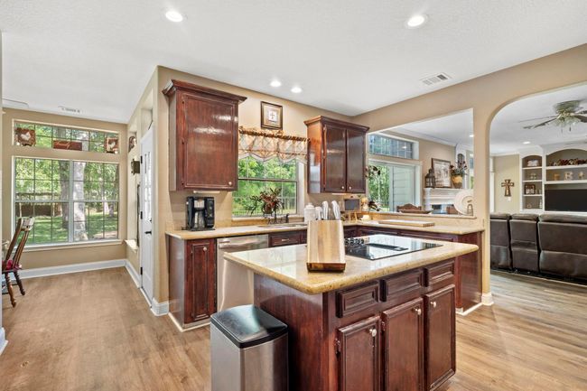 13502 E Brazos Bend Dr, House other with 5 bedrooms, 4 bathrooms and 2 parking in Needville TX | Image 18
