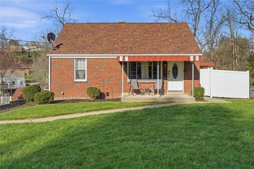 6417 Helen St, South Park, PA, 15129-9655 | Card Image