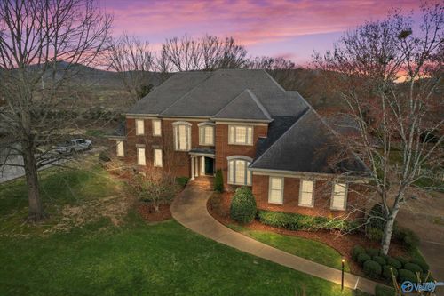 5017 Wainwright Ave Se, Huntsville, AL, 35802-1854 | Card Image