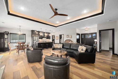 415 E Mary Moore Dr Drive, Tea, SD, 57064 | Card Image