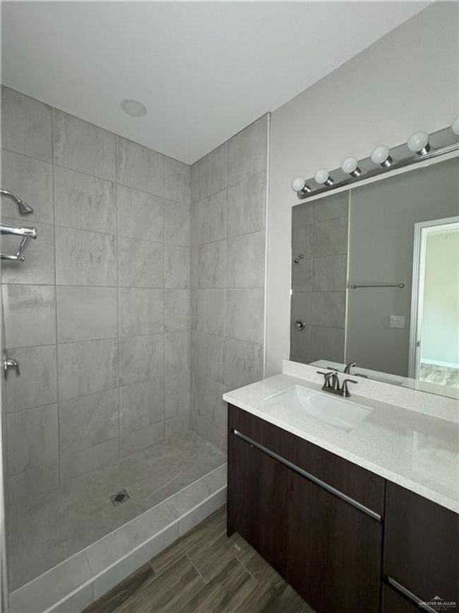 APT-4 - 1004 W Mahala Ave, Condo with 2 bedrooms, 2 bathrooms and 2 parking in Mission TX | Image 6