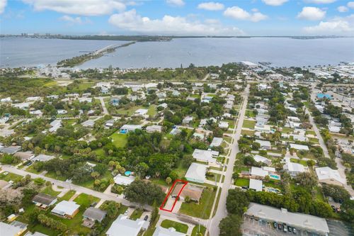 3317 Ne Jeannette Dr, Jensen Beach, FL, 34957-3936 | Card Image