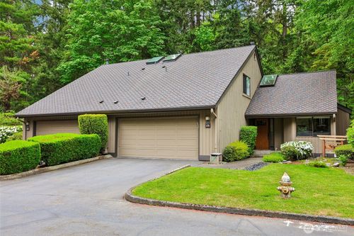 1770 159th Ave Ne, Bellevue, WA, 98008-2754 | Card Image