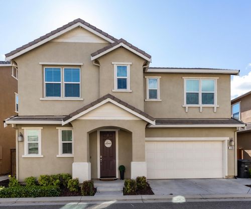 2204 Gallery Drive, Riverbank, CA, 95367 | Card Image