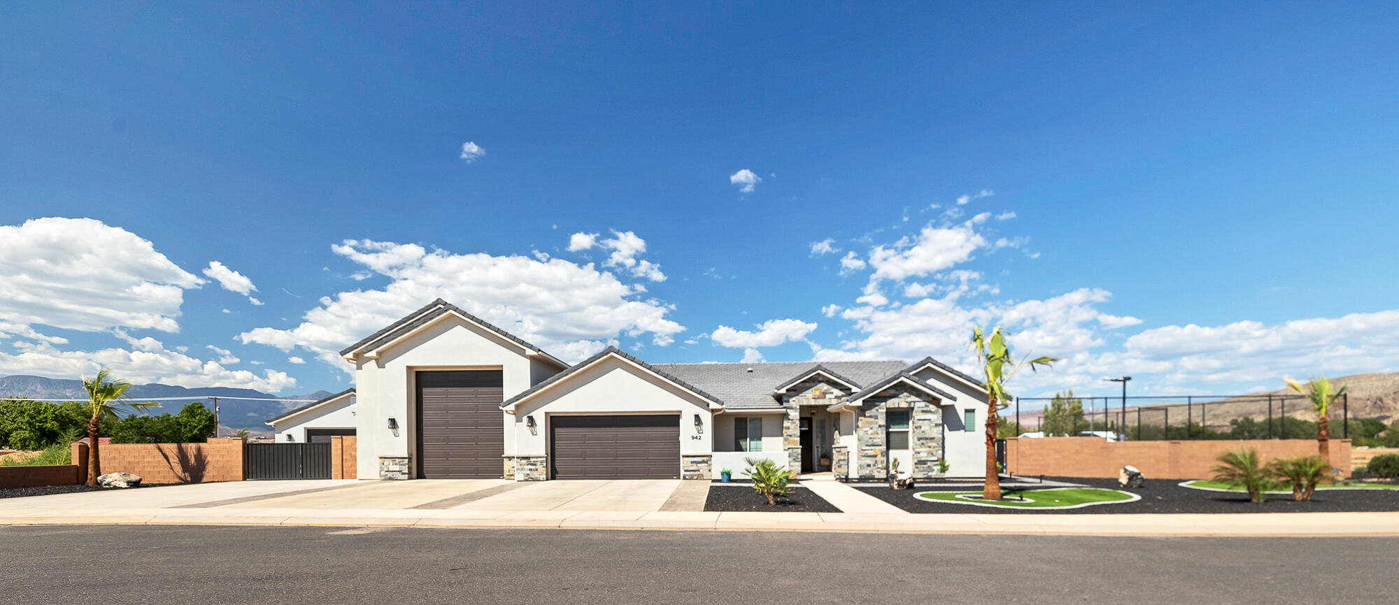 1640 , Hurricane, UT 84737