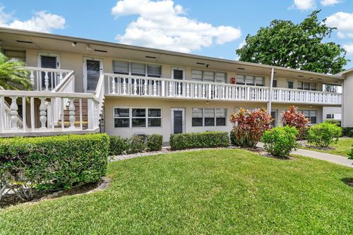 16 Sussex A, West Palm Beach, FL, 33417-1334 | Card Image