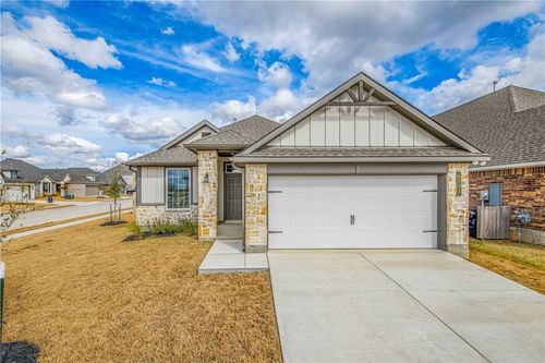 6101 Pocono Dr, College Station, TX, 77845-2288 | Card Image